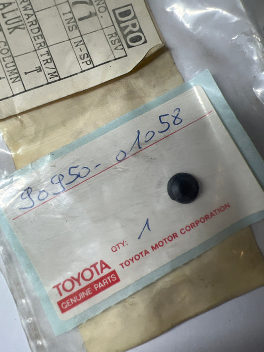 90950-01058 LUGGAGE COMPARTMENT DOOR & LOCK, toyota