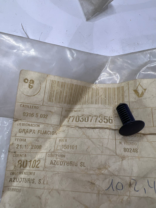 7703077356 Clip, tapacubos RENAULT