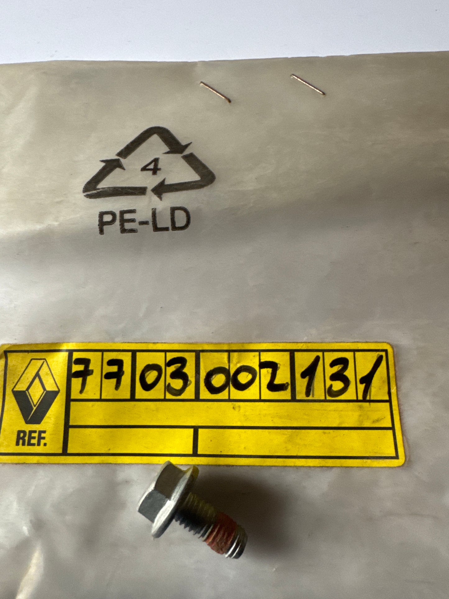 7703002131, TORNILLO M6X100, Renault