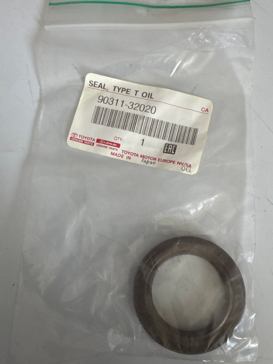 90311-32020 ENGINE OIL PUMP, toyota