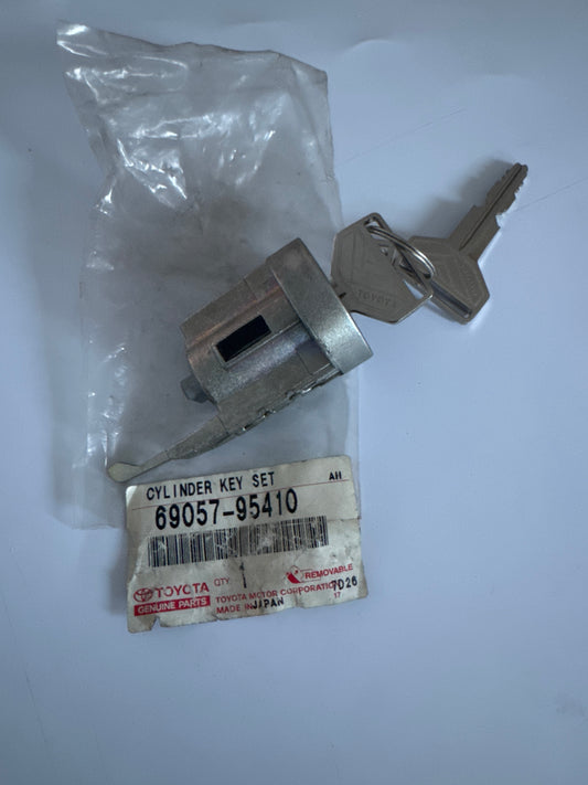 69057-95410 LOCK CYLINDER SET, toyota