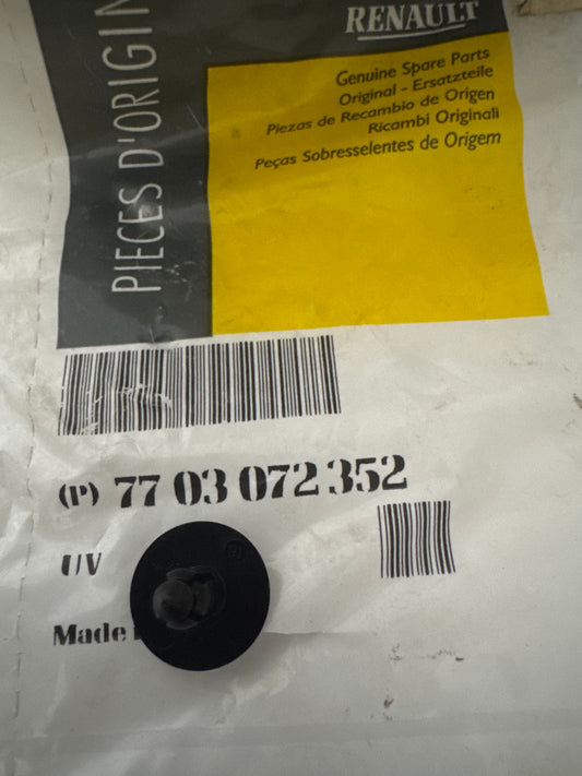 7703072352, REMACHE PLASTICO, Renault