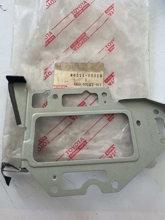 86211-50010 RADIO RECEIVER & AMPLIFIER & CONDENSER, toyota