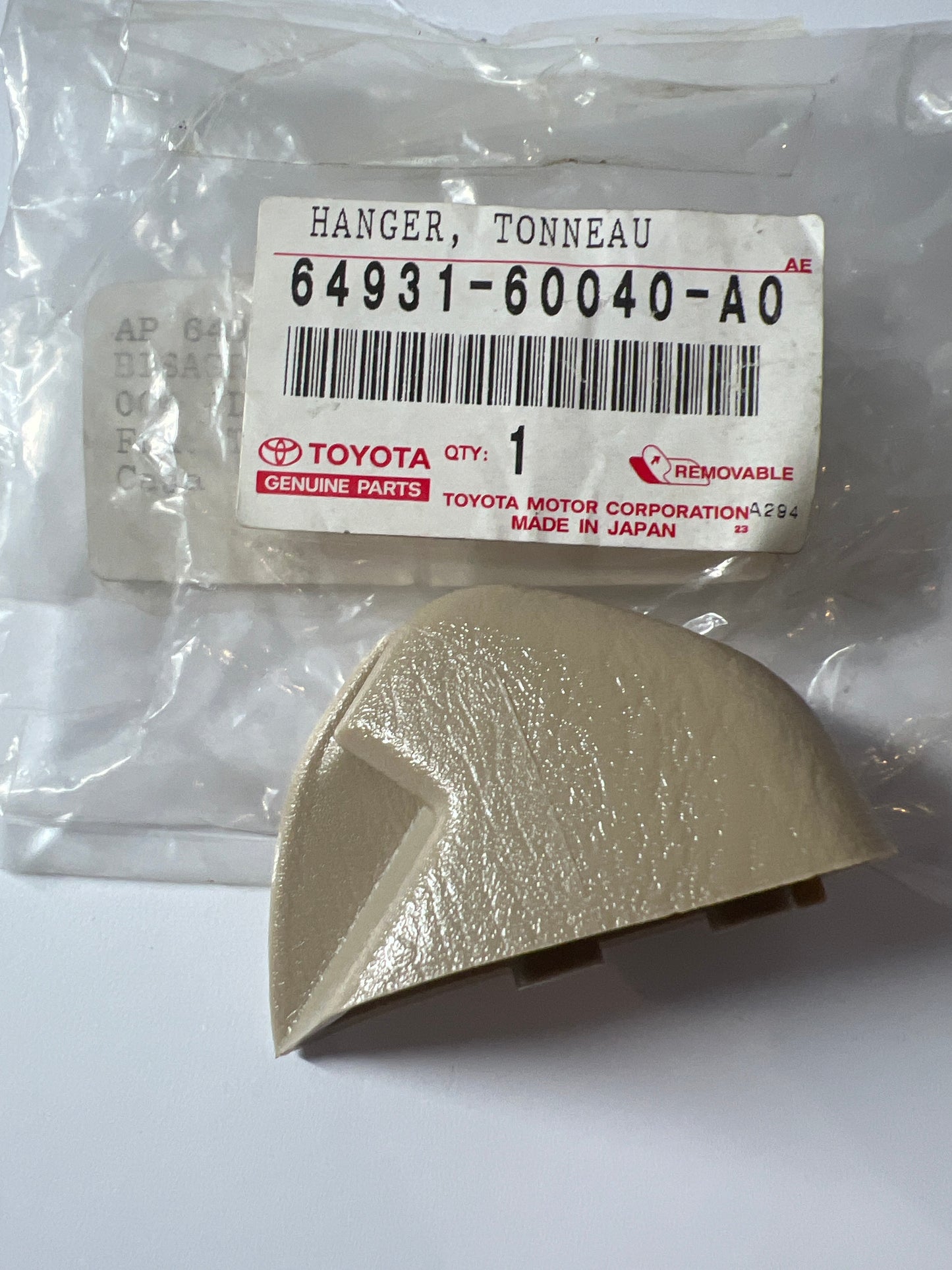 64931-60040-A0, 64931-60040-A0 PACKAGE TRAY PANEL, toyota, Toyota - Lexus