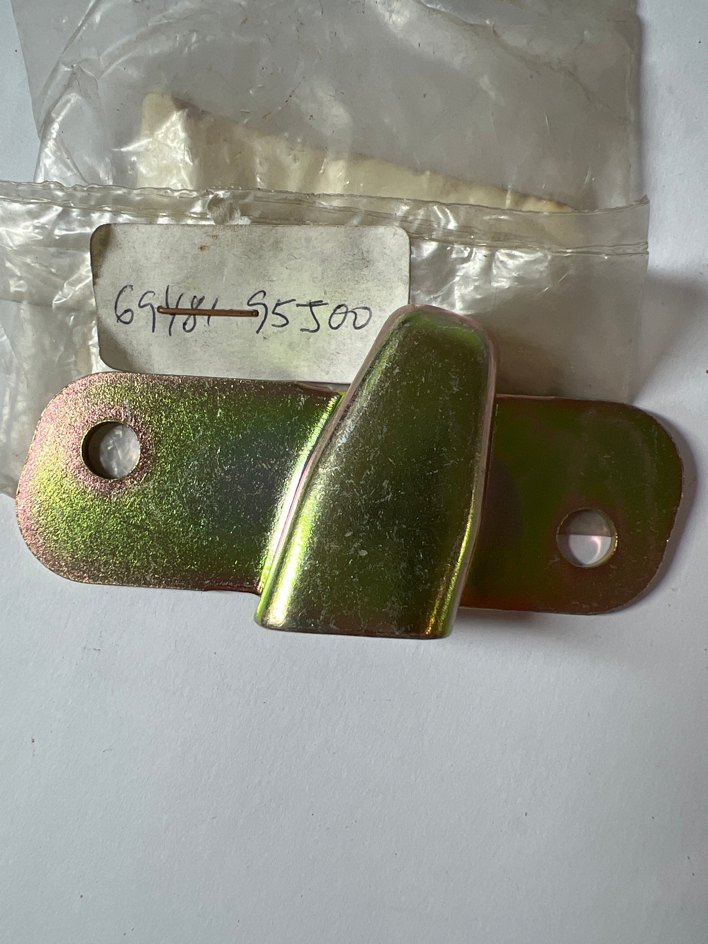 69481-95J00, Rear door lock & handle, Toyota - Lexus