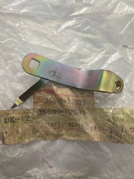 35509-12010, 35509-12010 THROTTLE LINK & VALVE LEVER (ATM), toyota, Toyota - Lexus