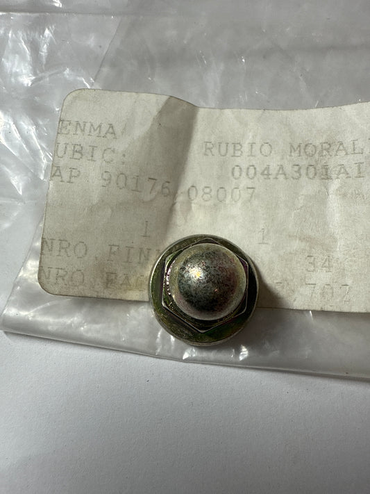 90176-08007 CYLINDER HEAD, toyota