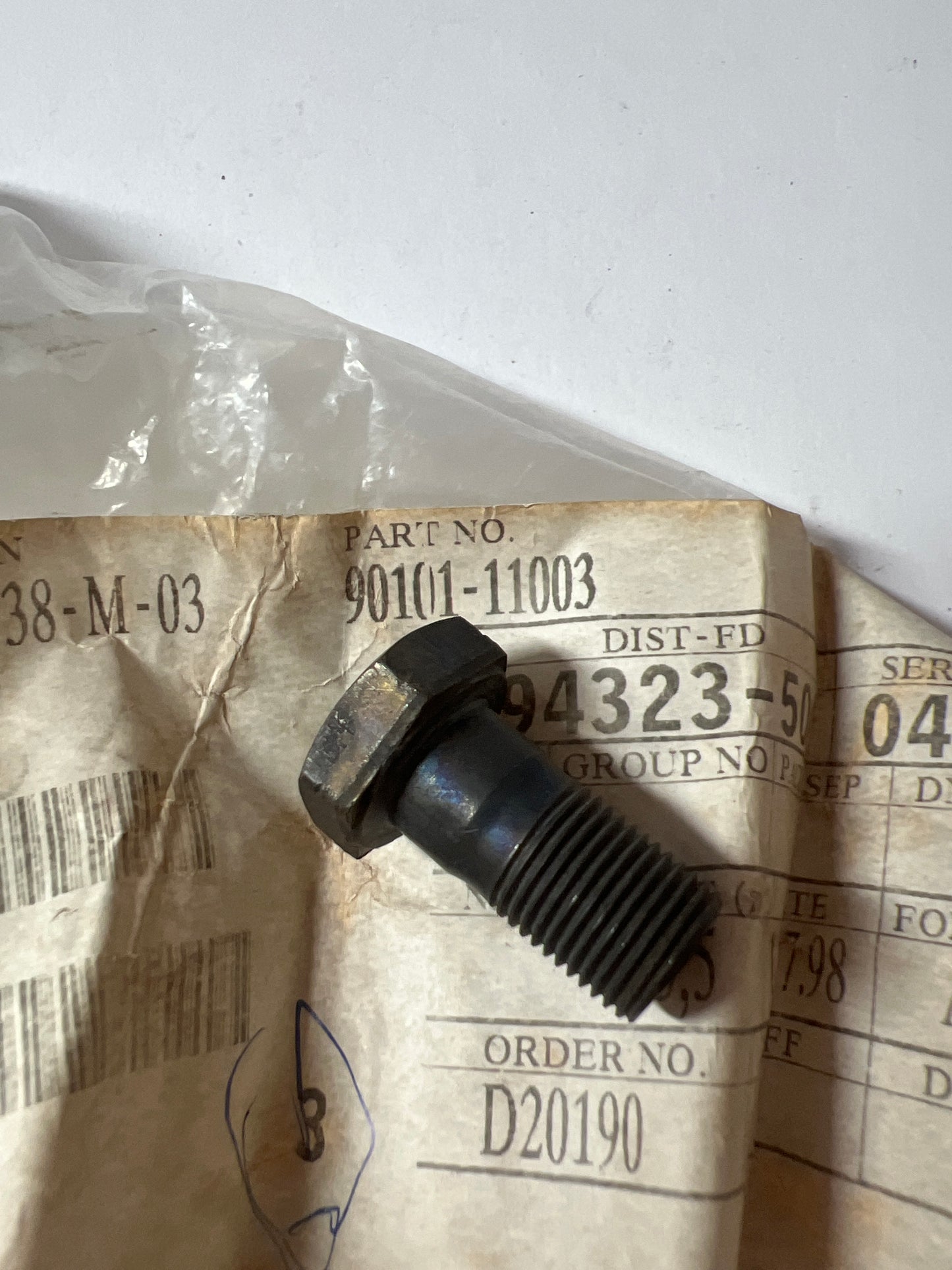 90101-11003 FRONT AXLE HOUSING & DIFFERENTIAL, toyota