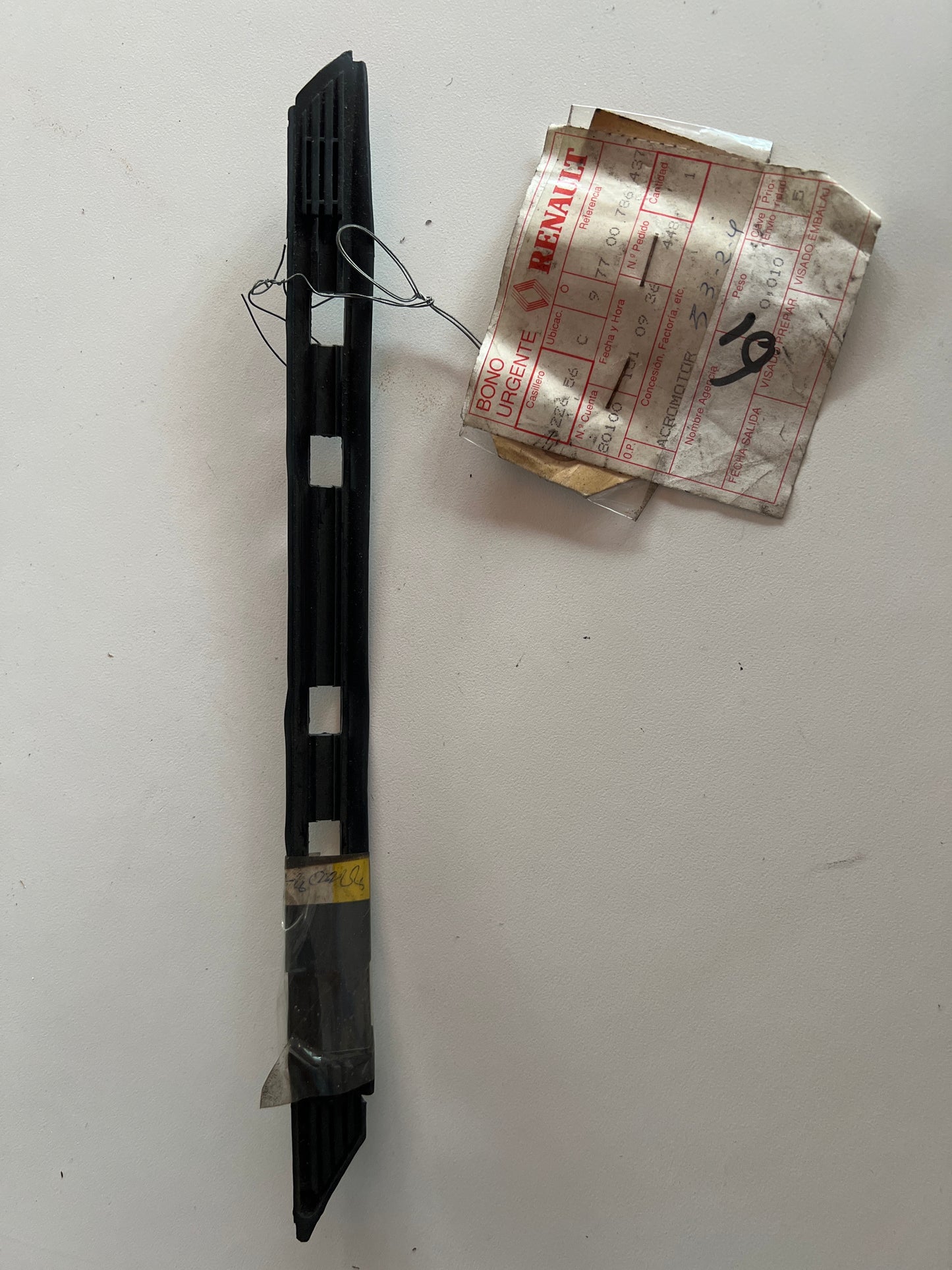 7700786437 SEMELLE G RENAULT
