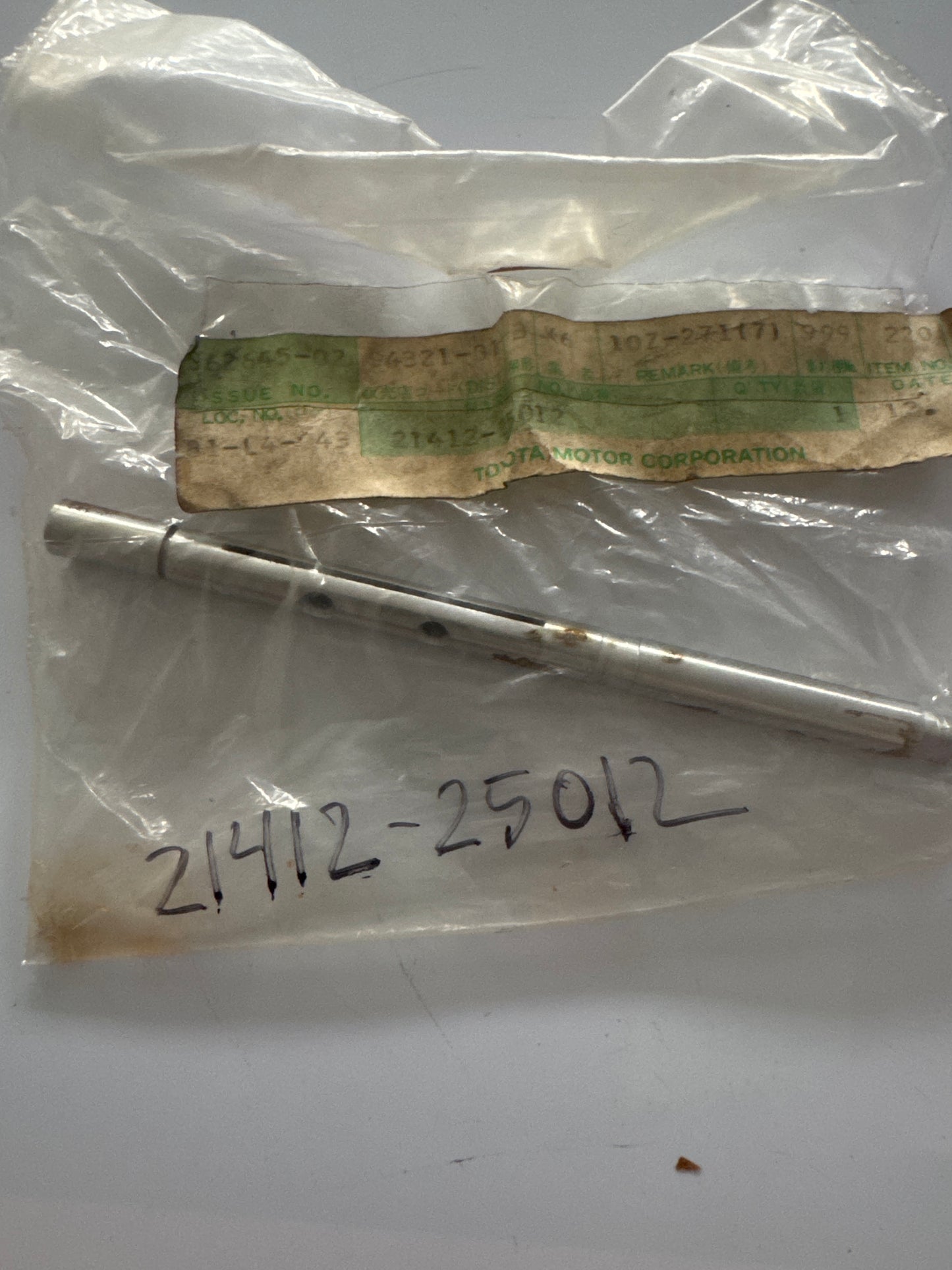 21412-25012 CARBURETOR, toyota