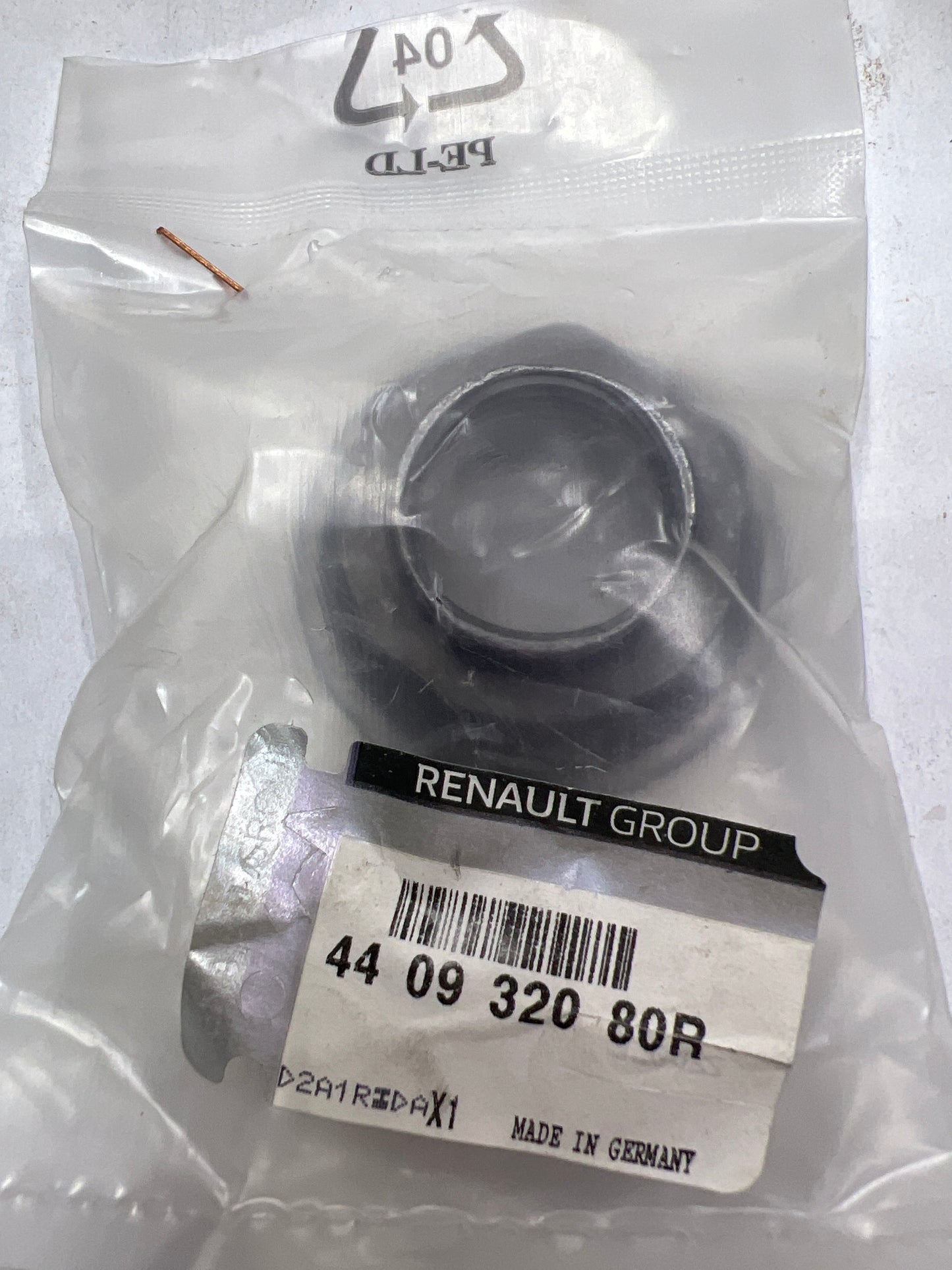 440932080R TUERCA MANG.TRAS RENAULT