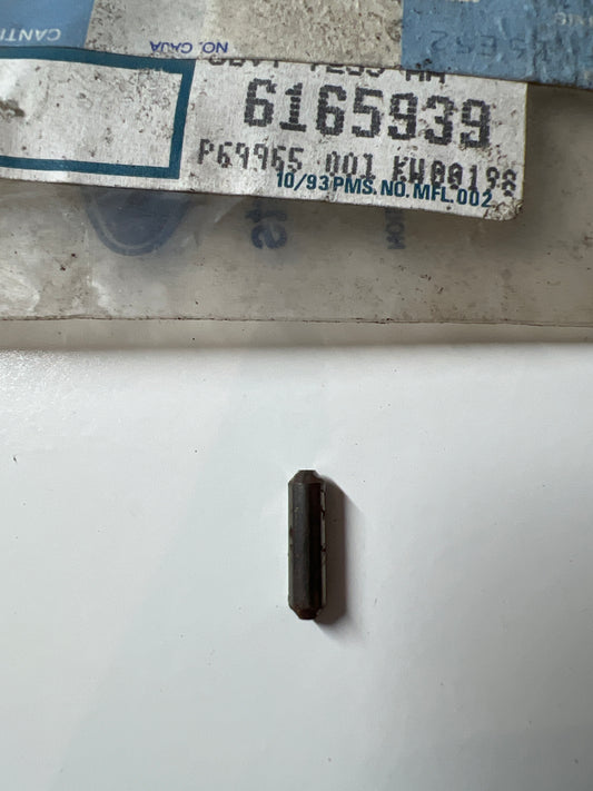 6165939, PASADOR DE BLOQUEO-CAMBIO, Ford