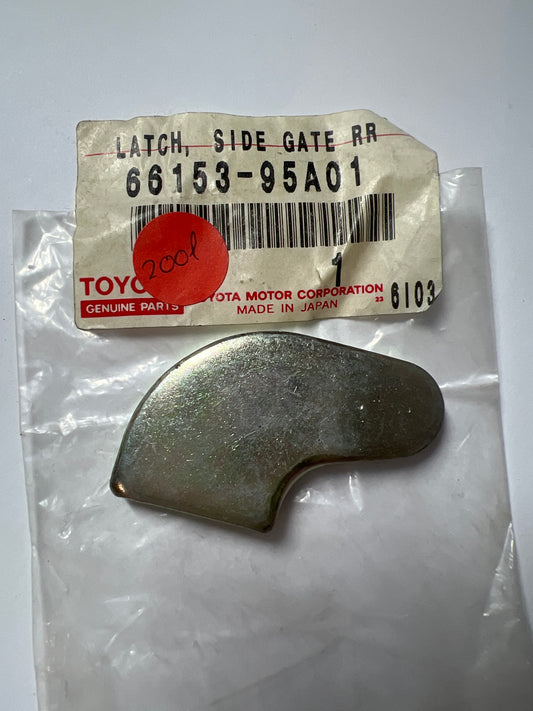 66153-95A01 REAR BODY SIDE PANEL, toyota