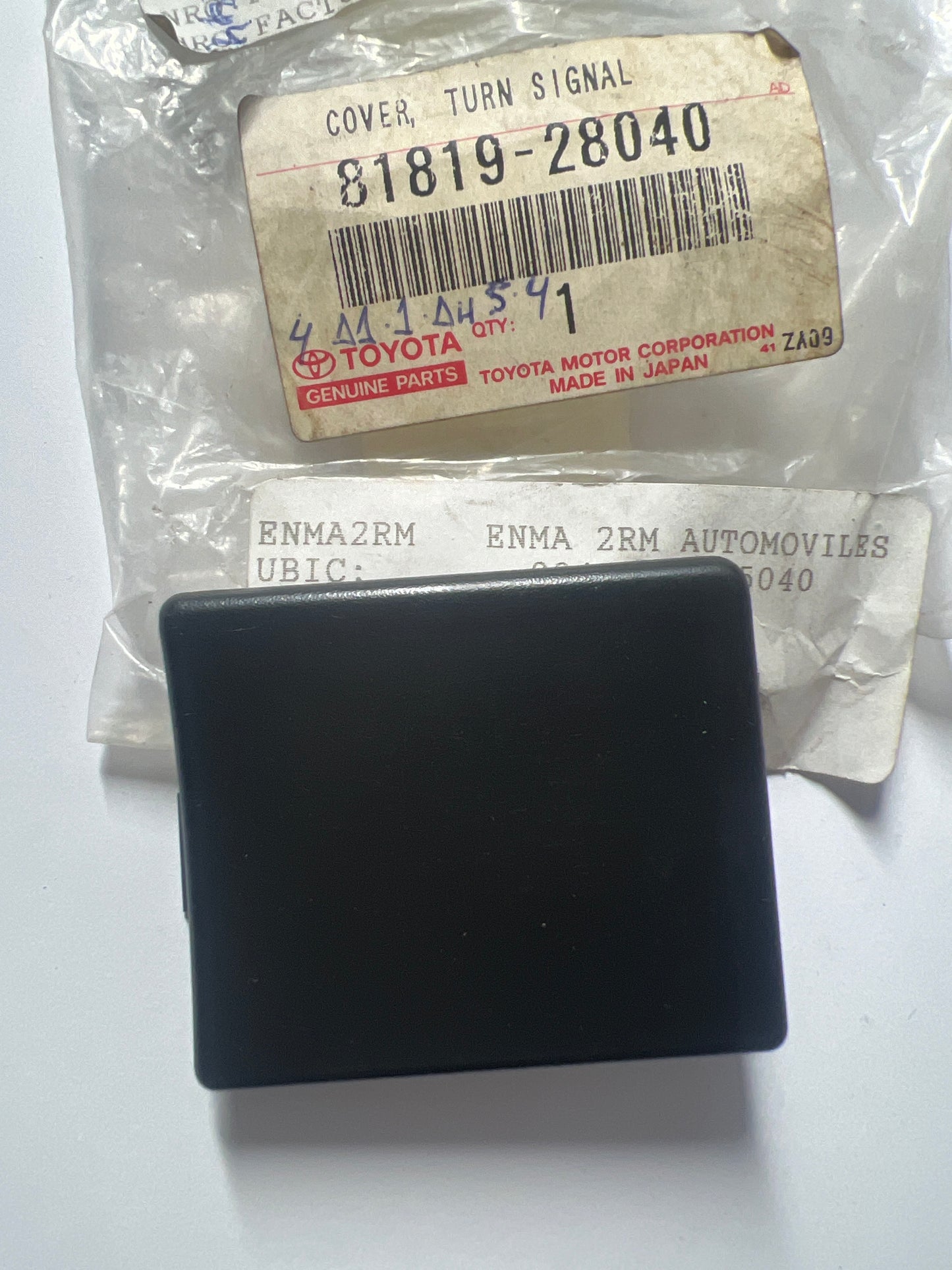 81819-28040 FRONT TURN SIGNAL LAMP, toyota