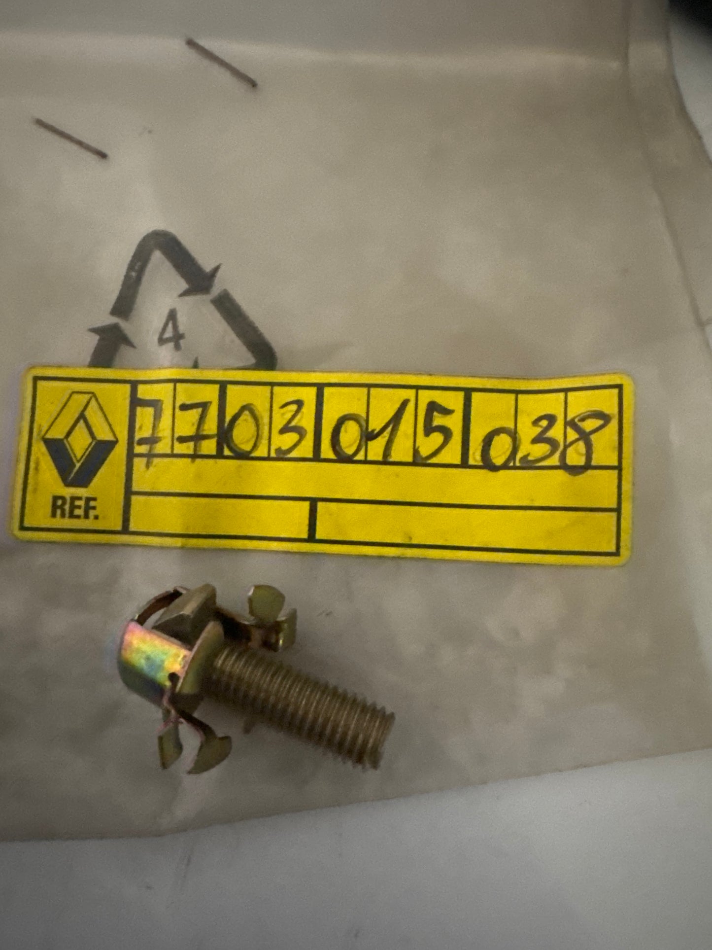 7703015038, TORNILLO, Renault