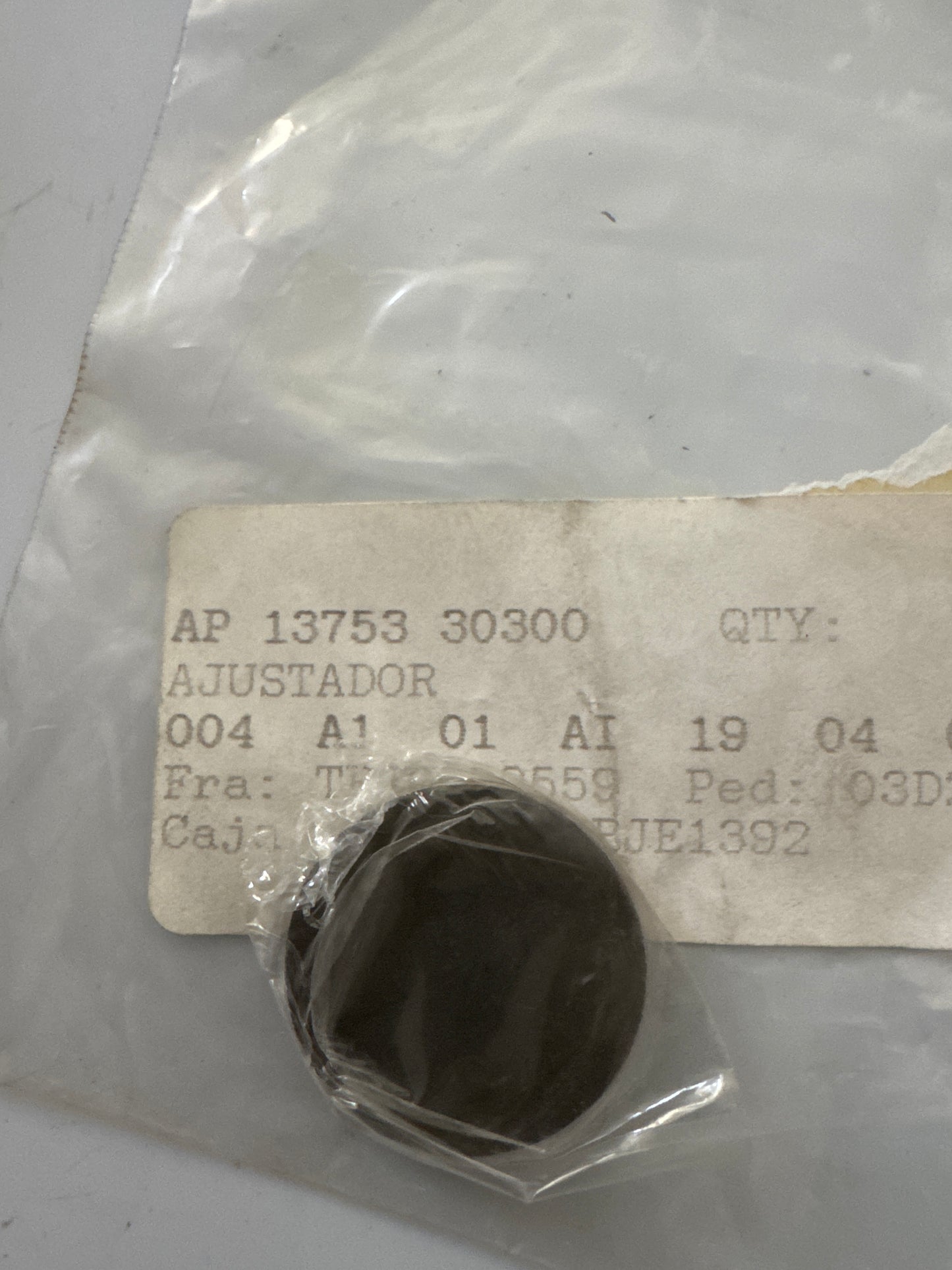 13753-30300 CAMSHAFT & VALVE, toyota