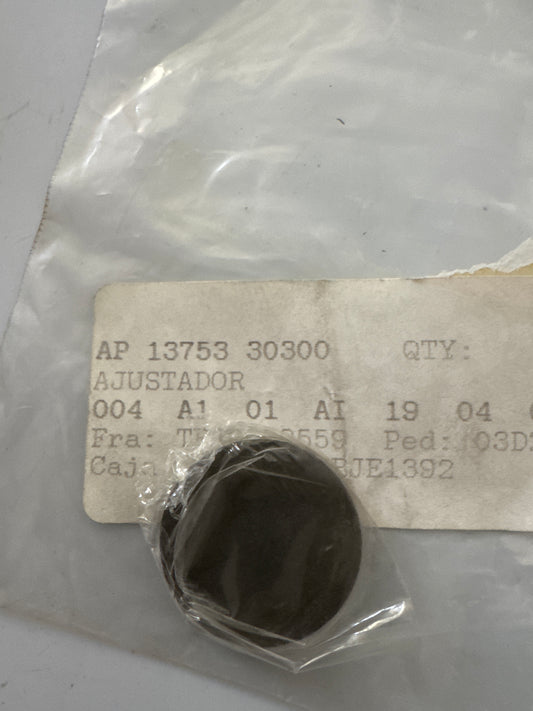 13753-30300 CAMSHAFT & VALVE, toyota