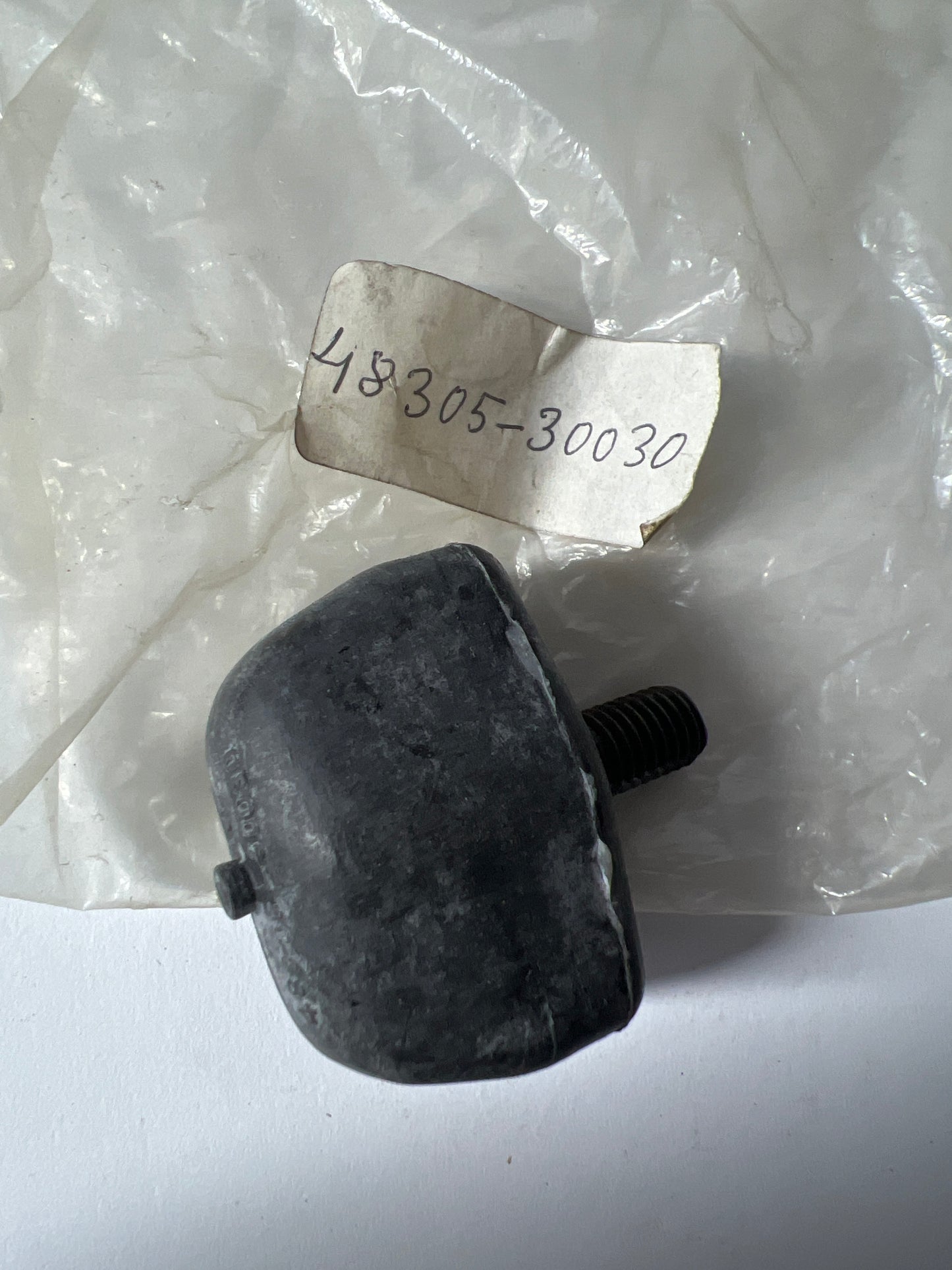 48305-30030, 48305-30030 FRONT AXLE ARM & STEERING KNUCKLE, toyota, Toyota - Lexus