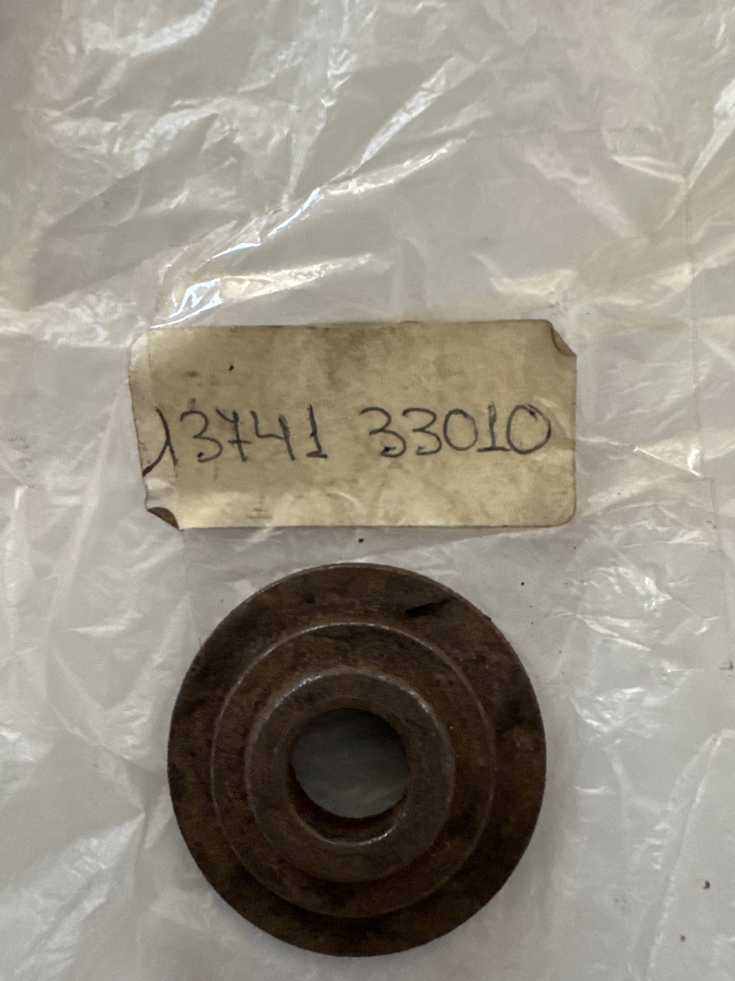 13741-33010 CAMSHAFT & VALVE, toyota