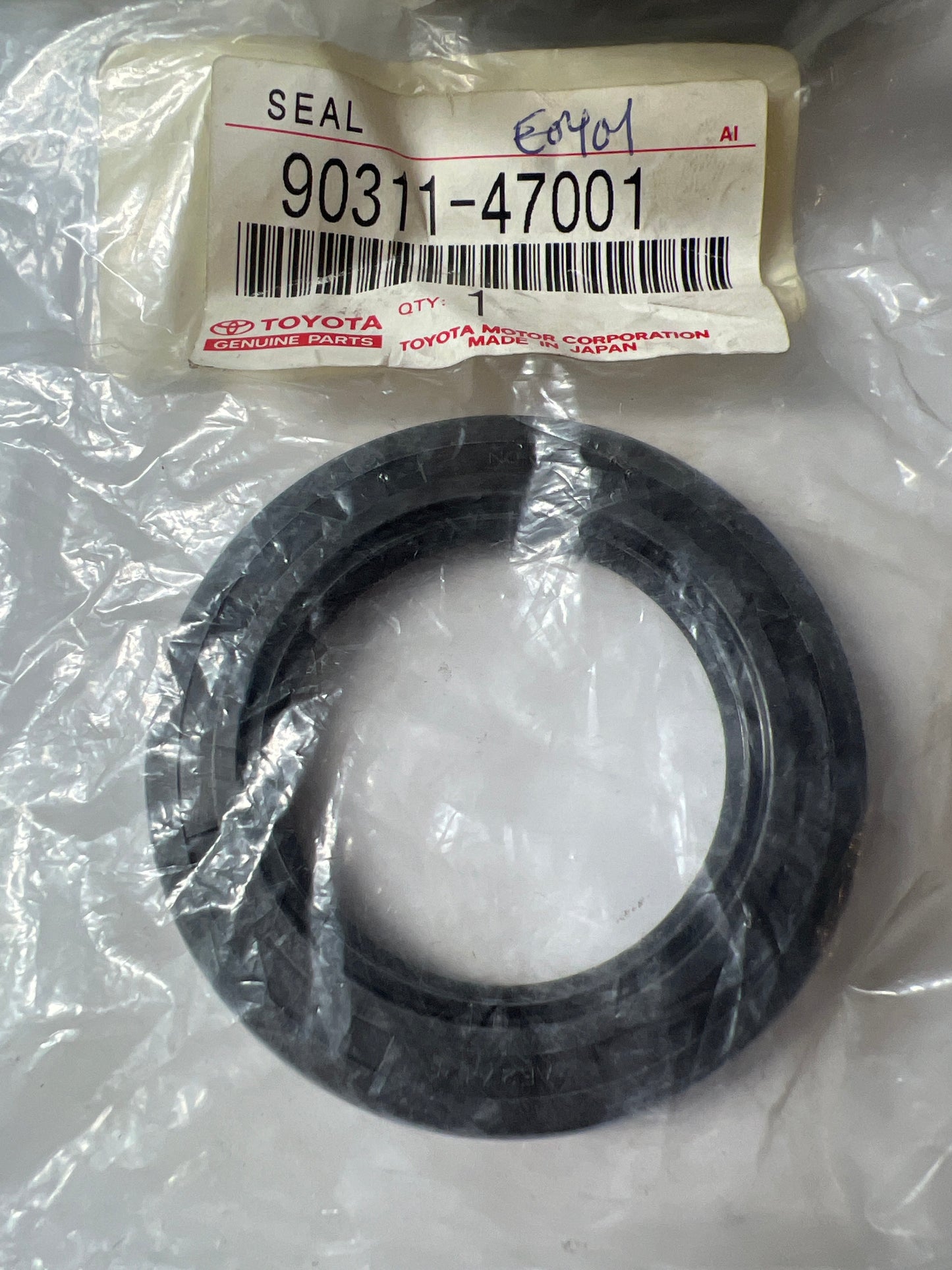 90311-47001 REAR AXLE SHAFT & HUB, toyota