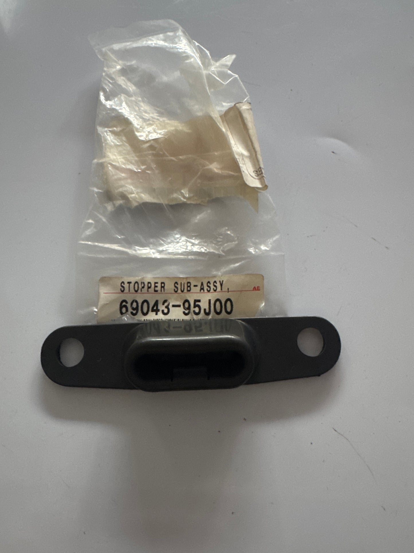 69043-95j00, 69043-95j00 SLIDE ROLLER & RAIL, toyota, Toyota - Lexus