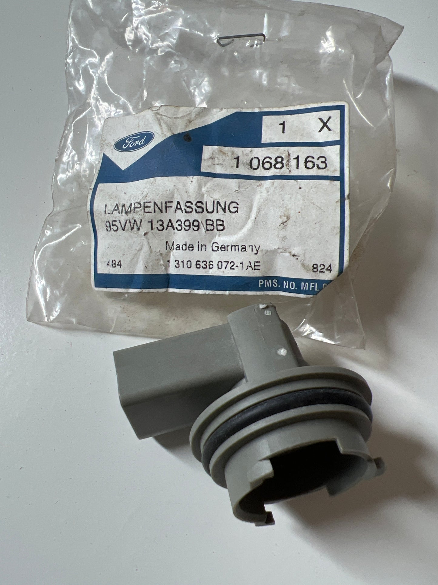 1068163, SOPORTE - LÁMPARA, Ford