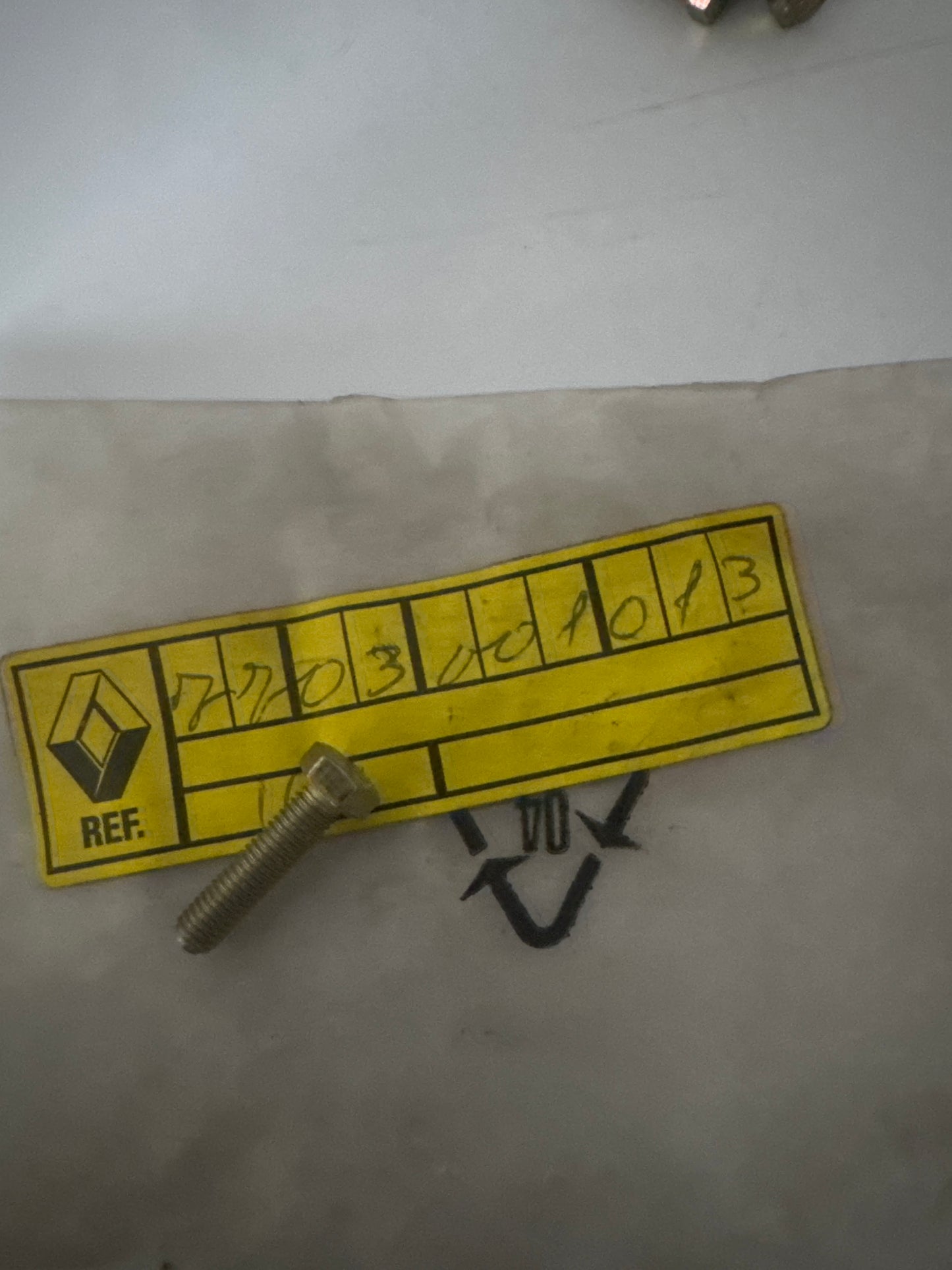 7703001013, TORNILLO FIJACIO, Renault
