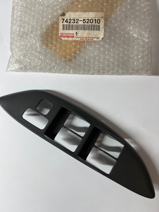 74232-52010, 74232-52010 ARMREST & VISOR, toyota, Toyota - Lexus