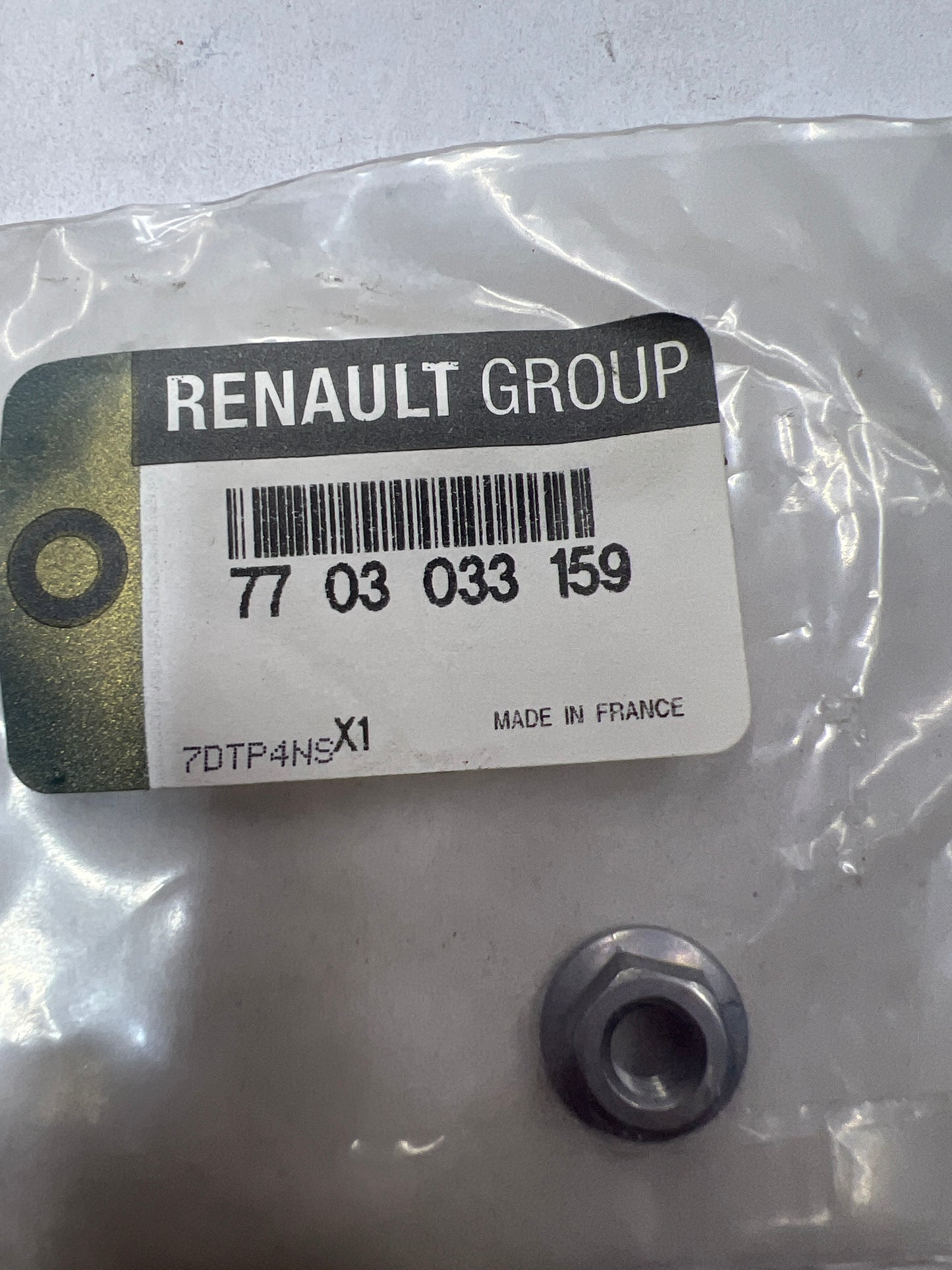 7703033159 TUERCA M6X100 RENAULT
