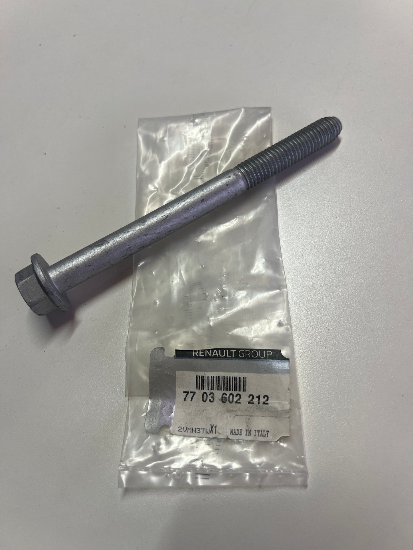 7703602212 - TORNILLO M12 - Renault