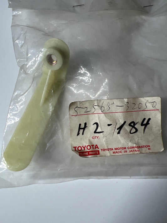 52565-32050, RETENEDOR. AMORTIGUADOR TRASERO INFERIOR, Toyota - Lexus