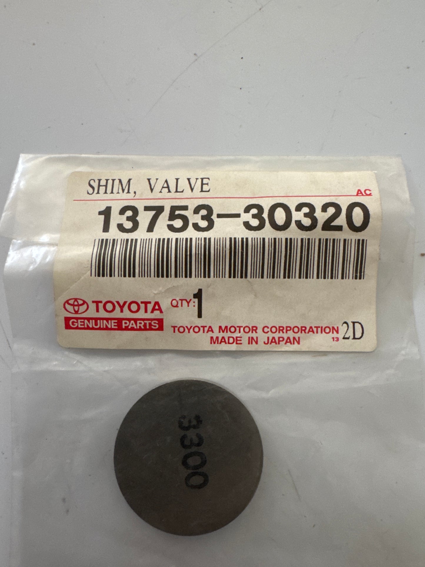 13753-30320 CAMSHAFT & VALVE, toyota