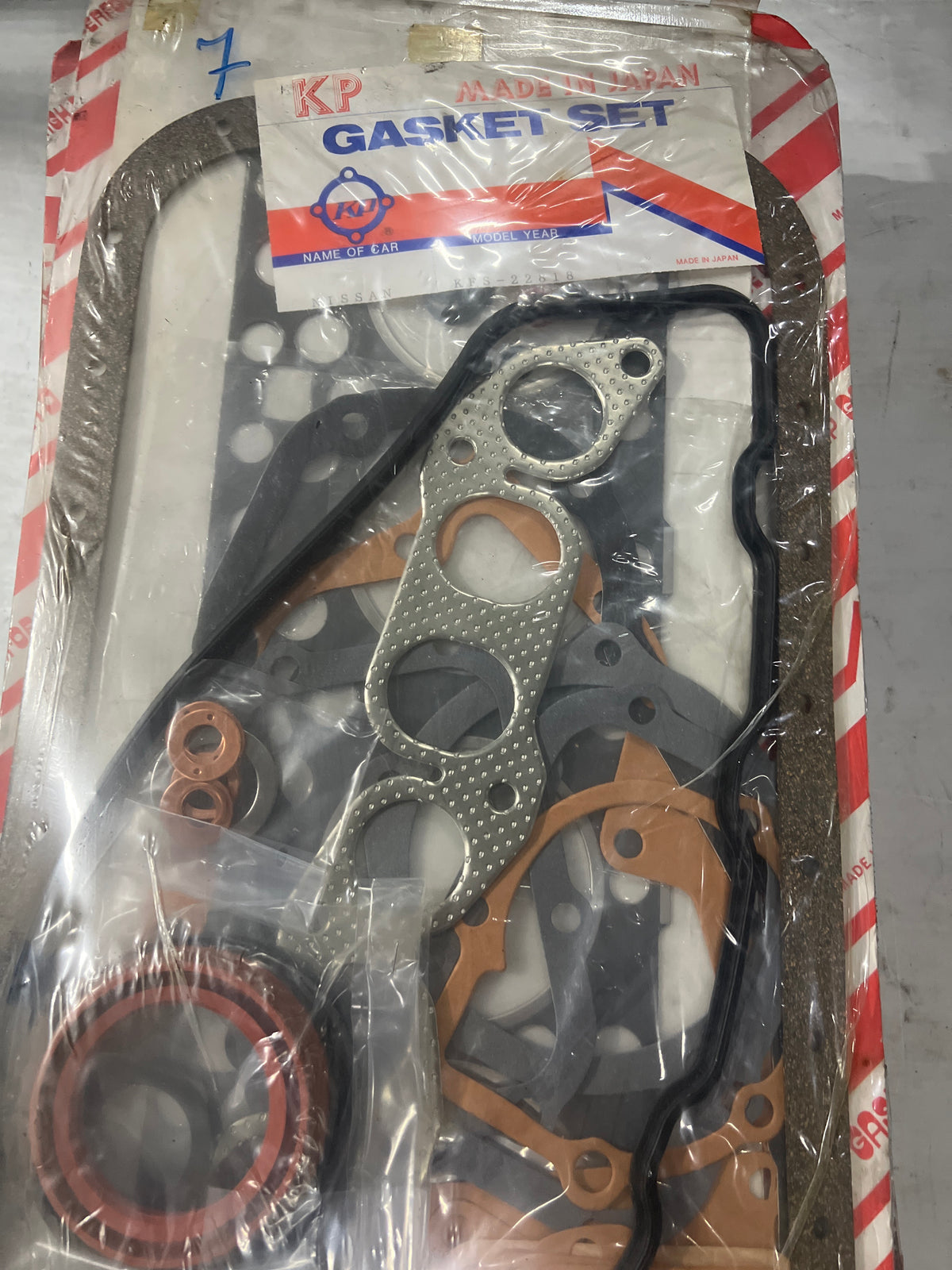Juego de juntas de motor KP KFS22818 · SD22