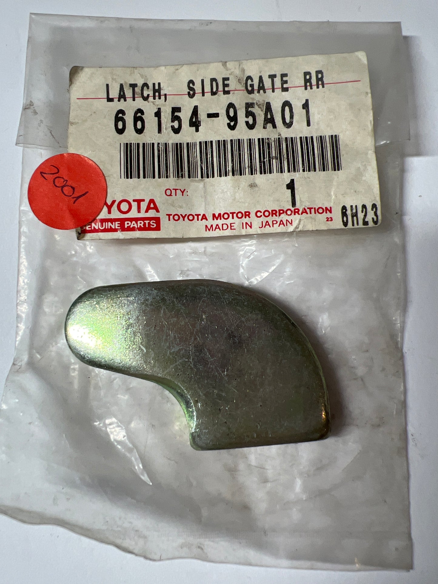 66154-95A01 REAR BODY SIDE PANEL, toyota