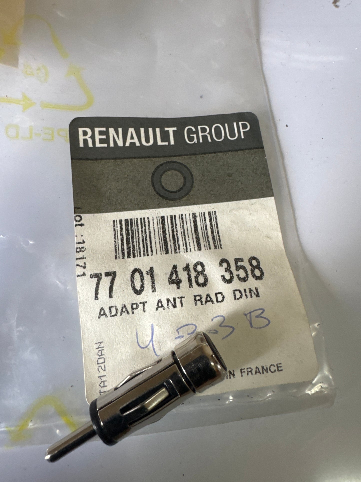 7701418358 - ADAPTADOR ANTENA - Renault