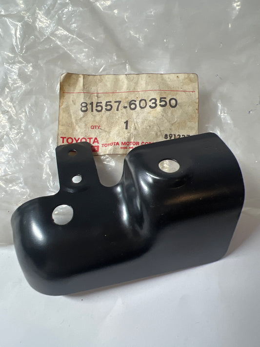 81557-60350 REAR COMBINATION LAMP, toyota