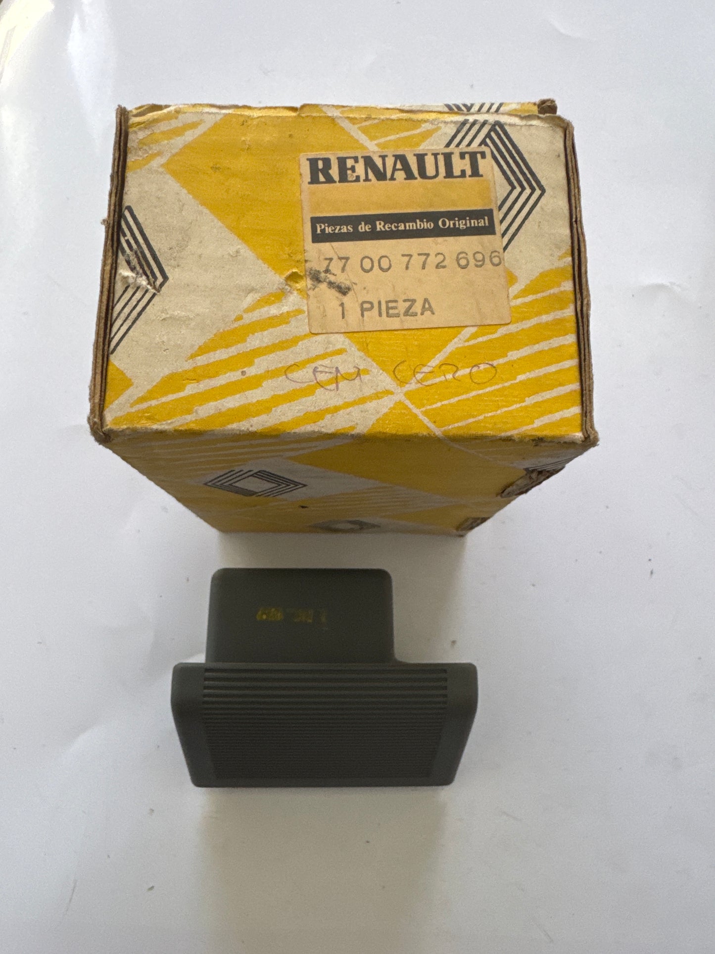 7700772696, CENICERO, Renault