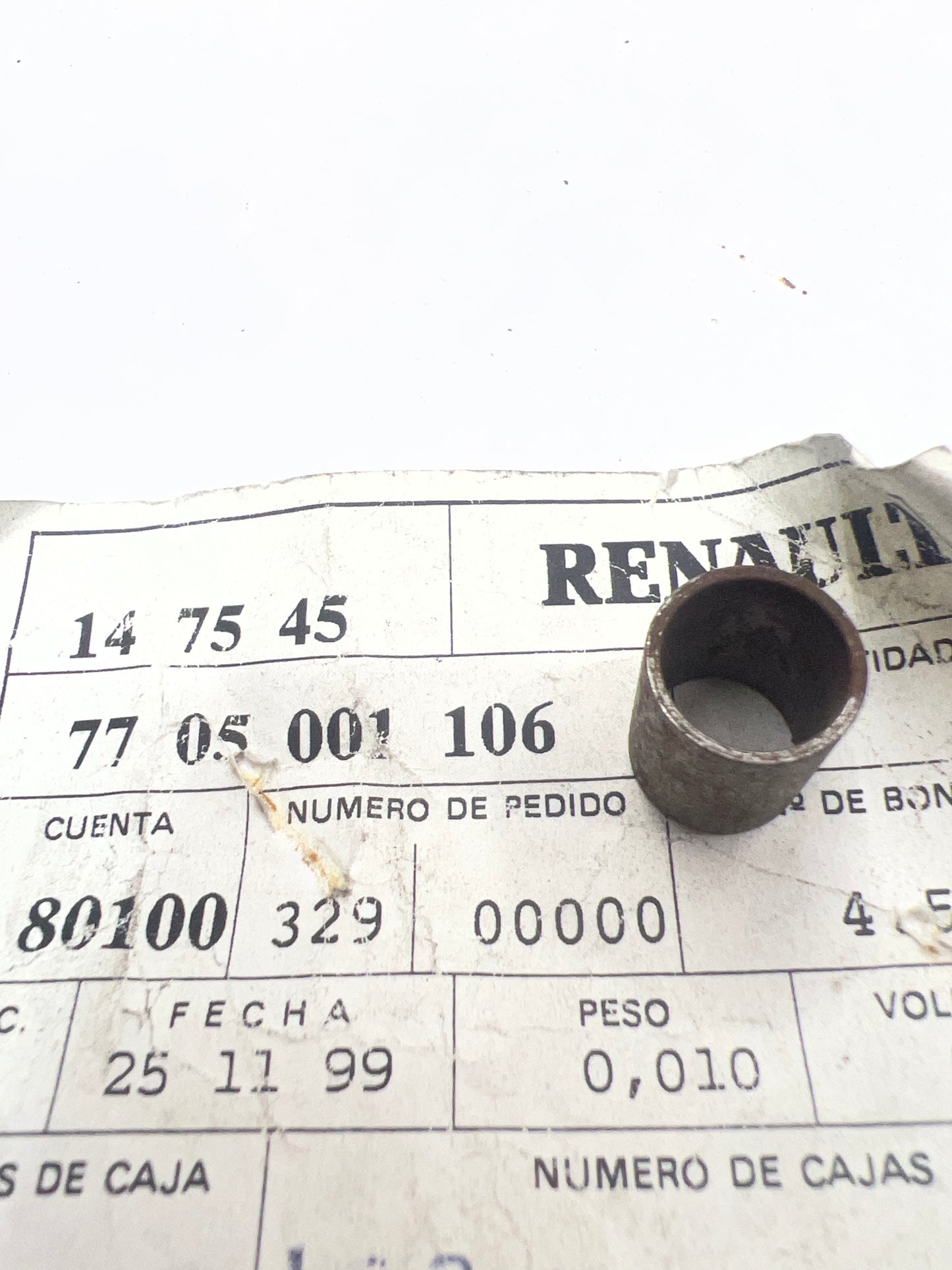 7705001106 ENTRETOISE RENAULT