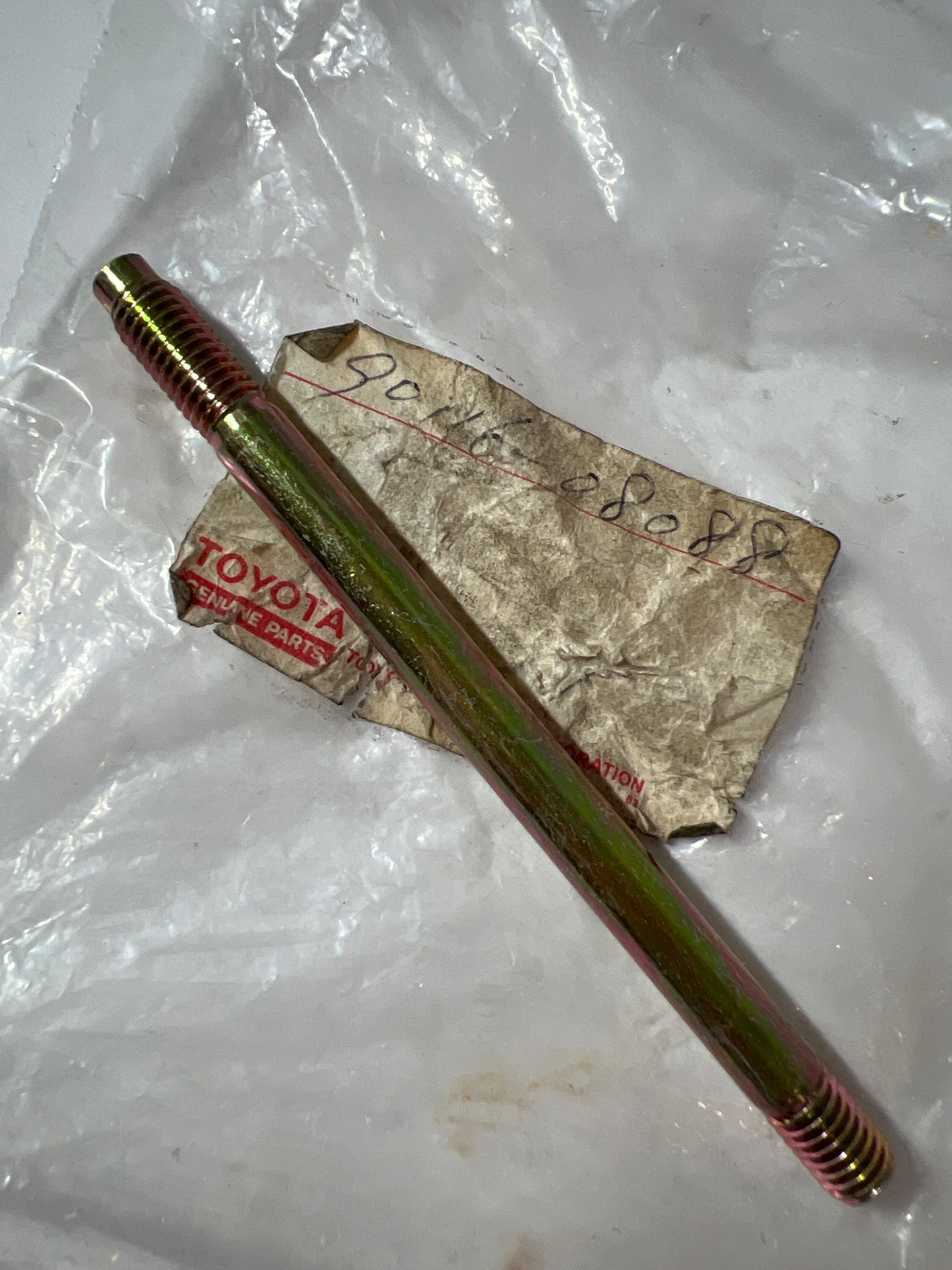 90116-08088 CYLINDER HEAD, toyota