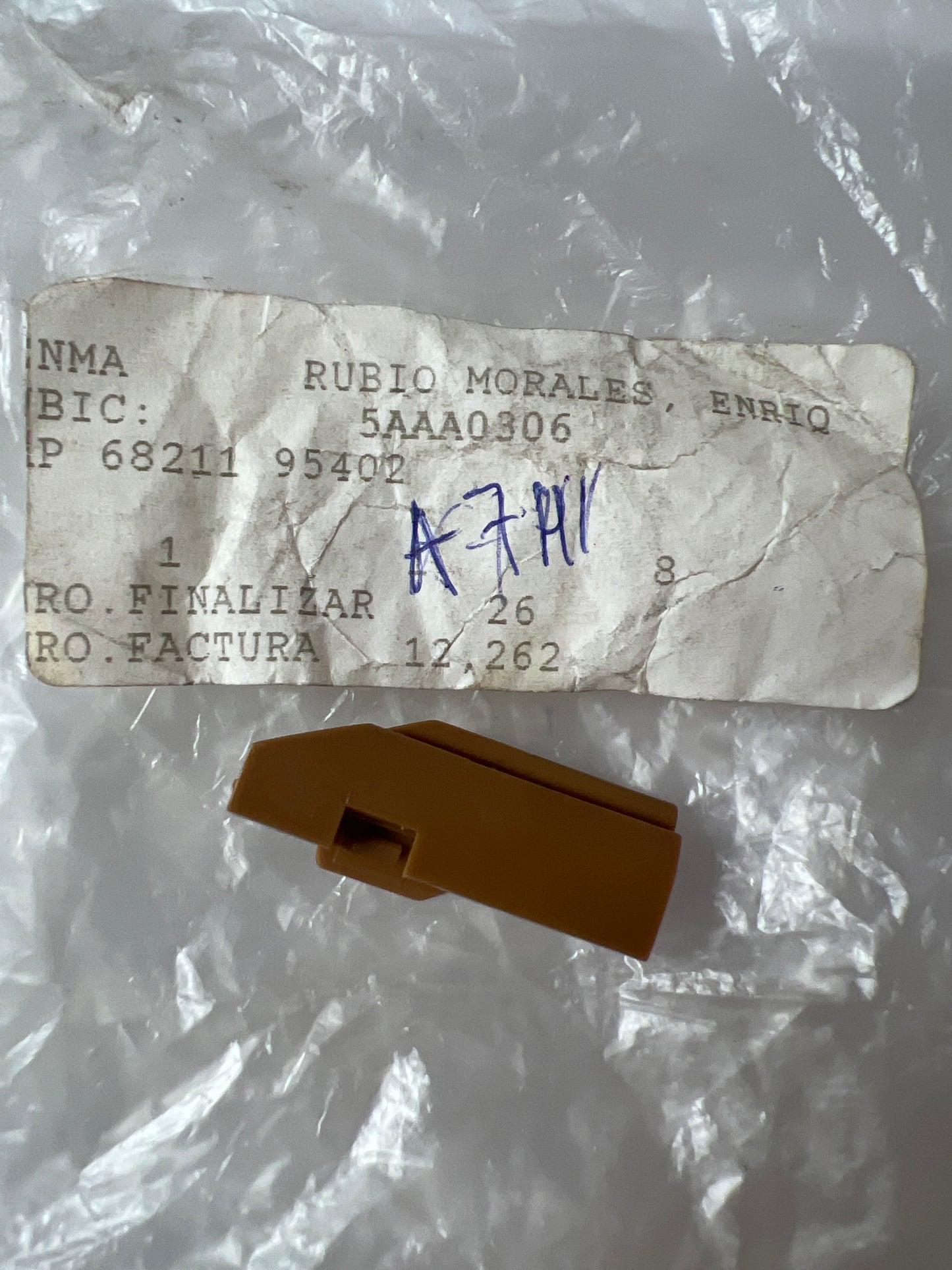 68211-95402, 68211-95402 FRONT DOOR PANEL & GLASS, toyota, Toyota - Lexus