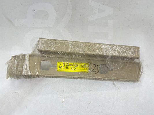 7700751067 *BAC ACCOUDOIR AV RENAULT