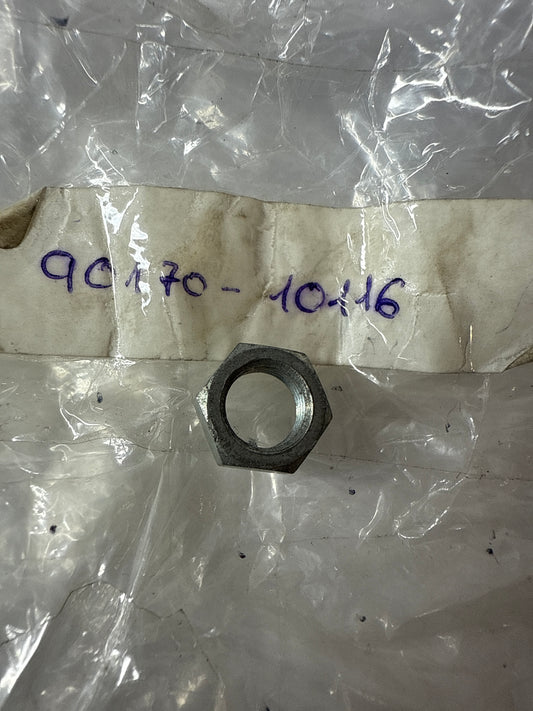 90170-10116 CAMSHAFT & VALVE, toyota