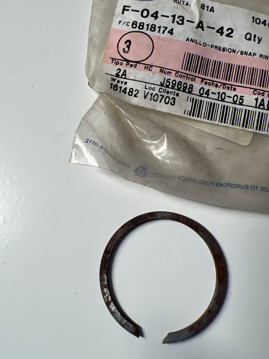 6818174, ANILLO DE RESORTE, Ford