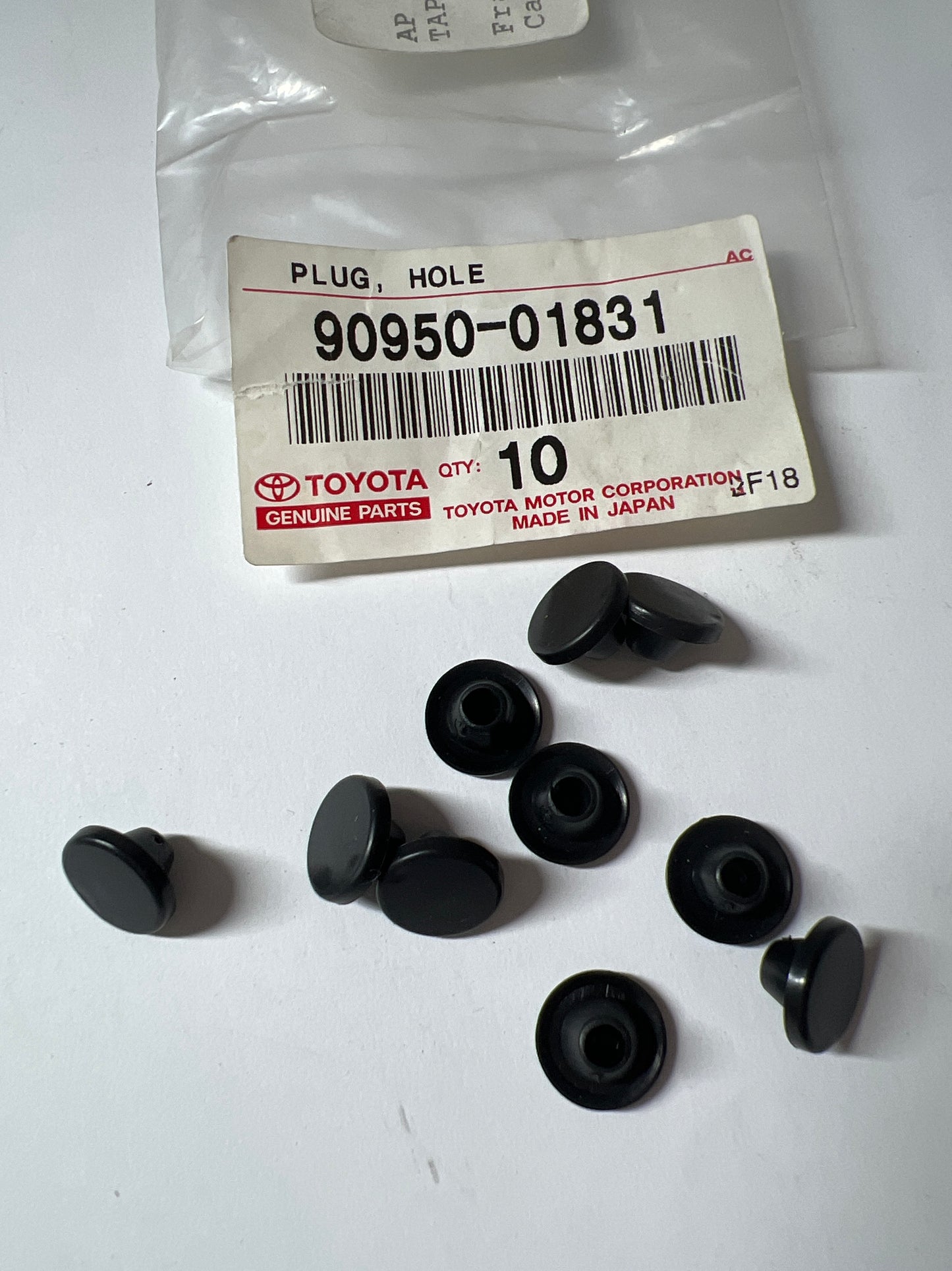 90950-01831 FRONT DOOR PANEL & GLASS, toyota