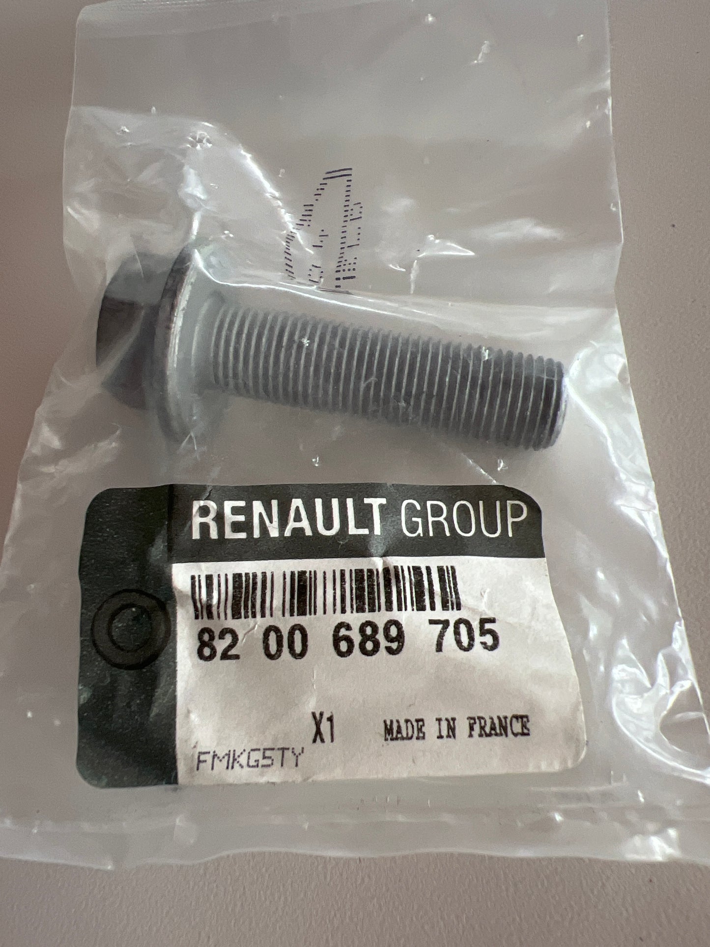 8200689705 - TORNILLO - Renault