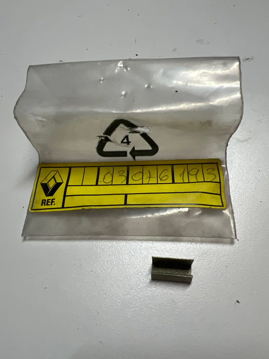 7703076193 CLIP CL RENAULT
