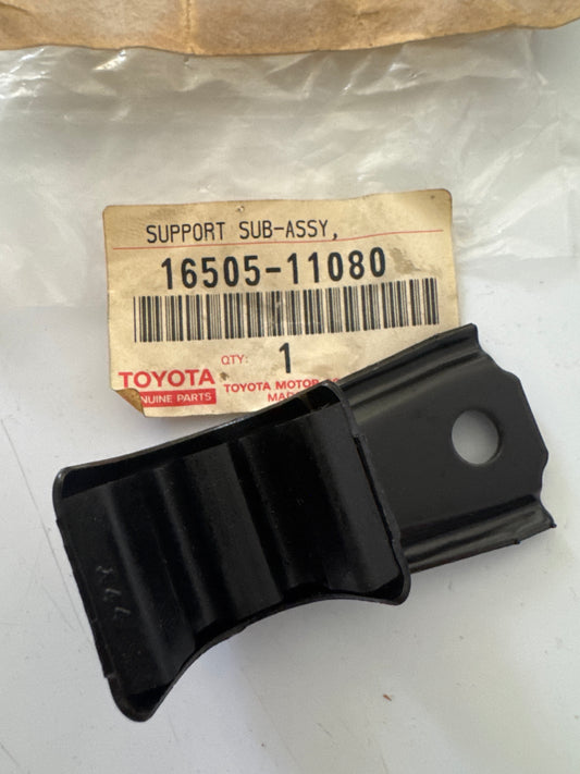 16505-11080 RADIATOR & WATER OUTLET, toyota