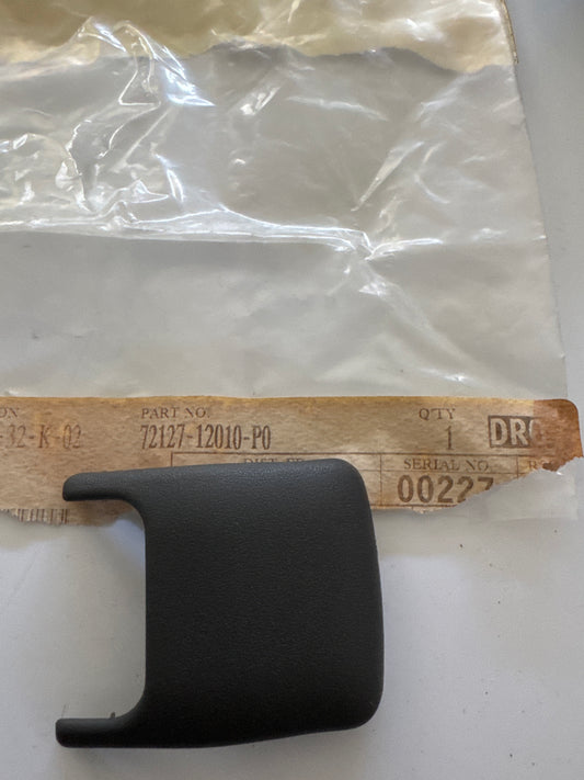 72127-12010, 72127-12010; COVER, SEAT TRACK BRACKET, INNER FRONT toyota, Toyota - Lexus