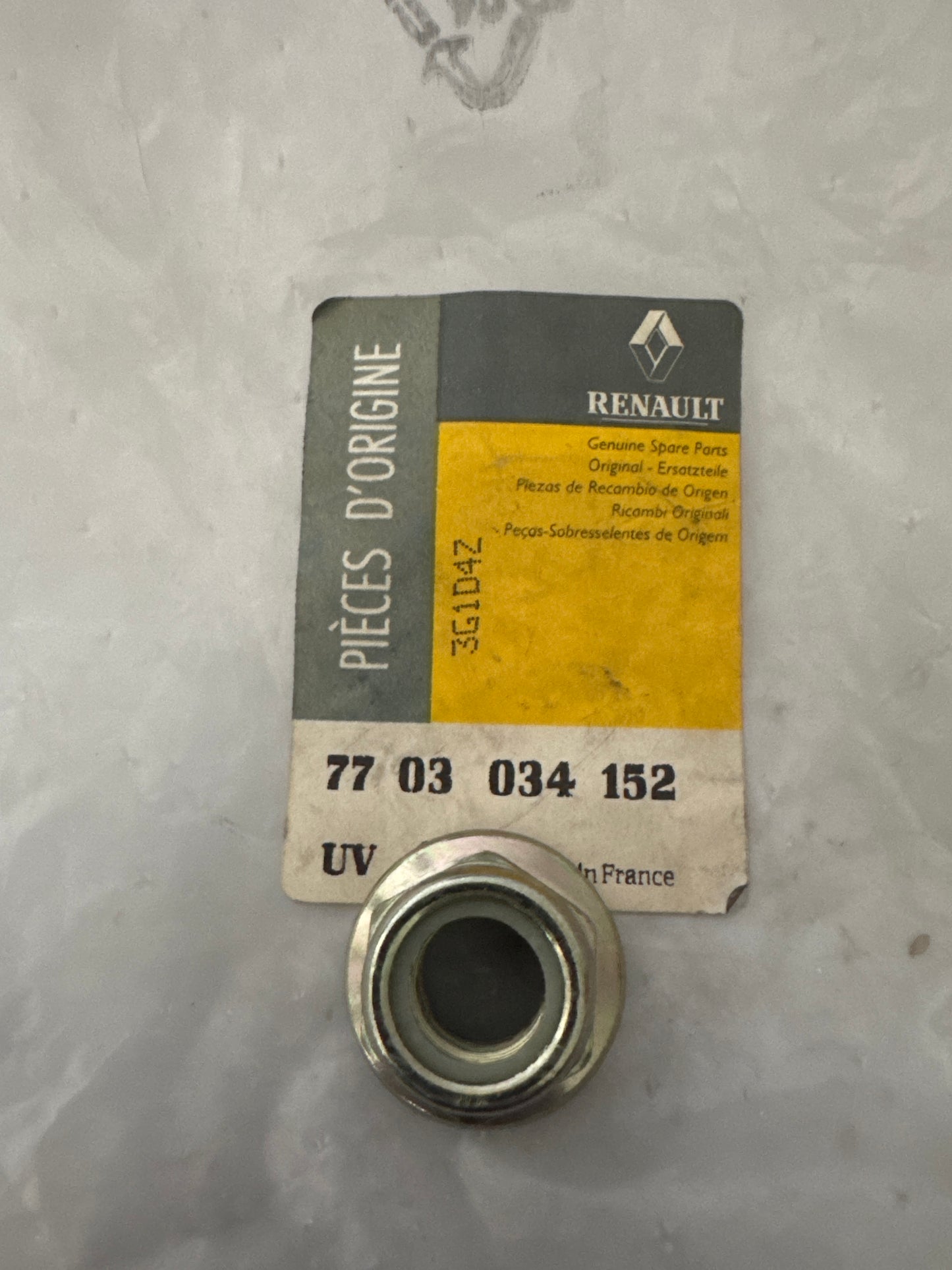 7703034152, TUERCA M14X150STO, Renault