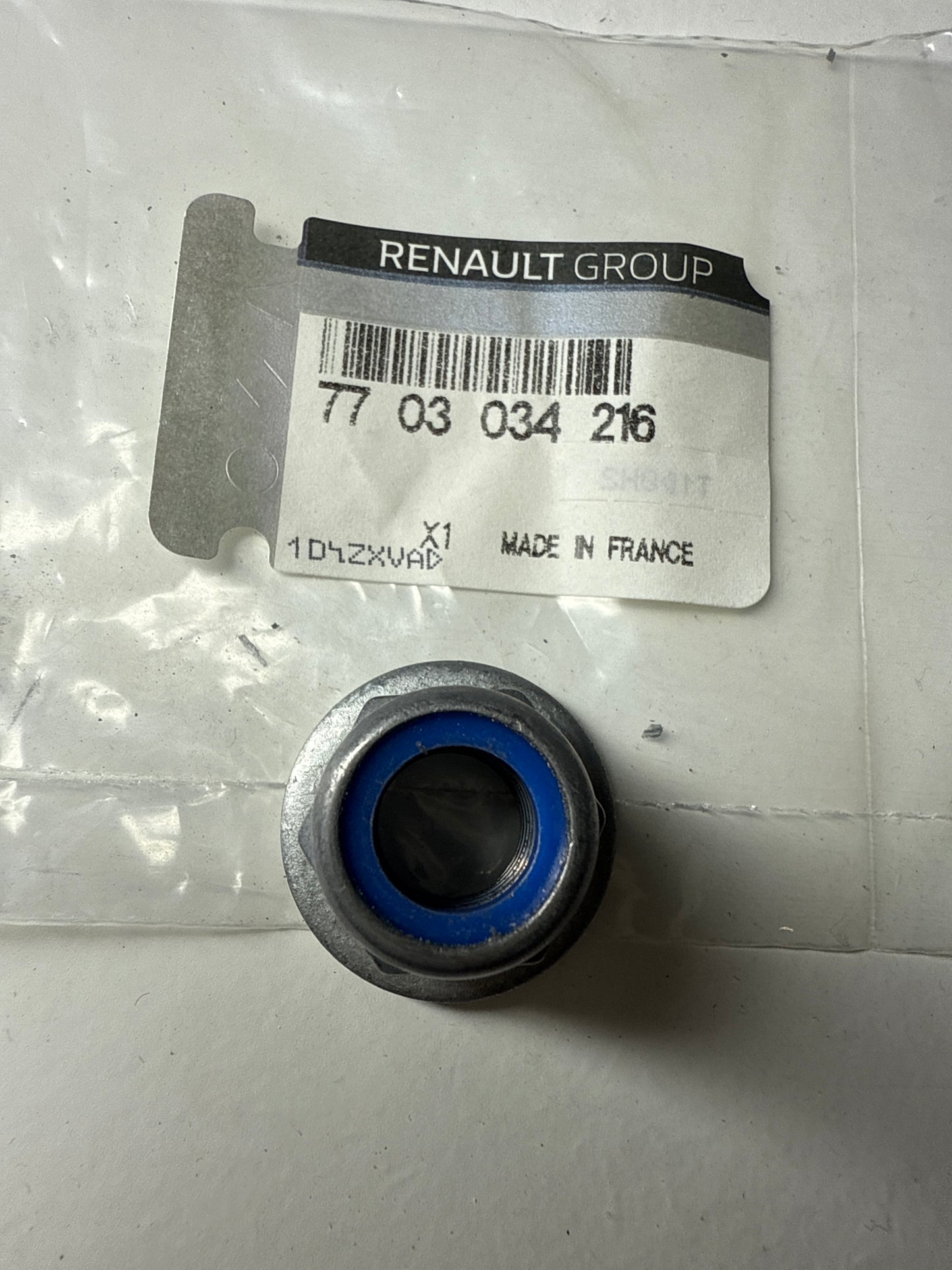 7703034216 - TUERCAS - Renault